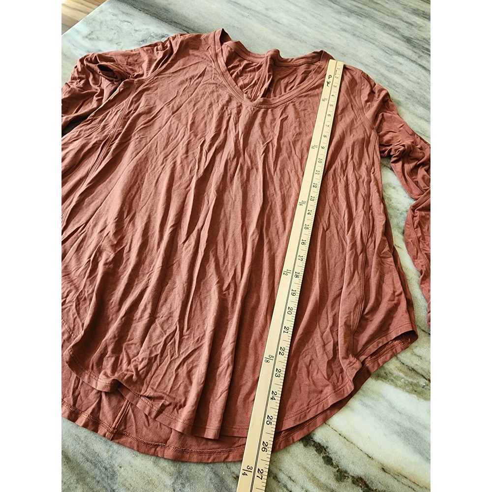 Lululemon Long Sleeve Shirt V-Neck Split Back Terracotta Rust Tunic Oversized M - Picture 5 of 7